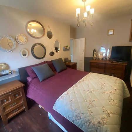 3 Bed Town House Llandeilo Carmarthenshire Villa Exteriör bild