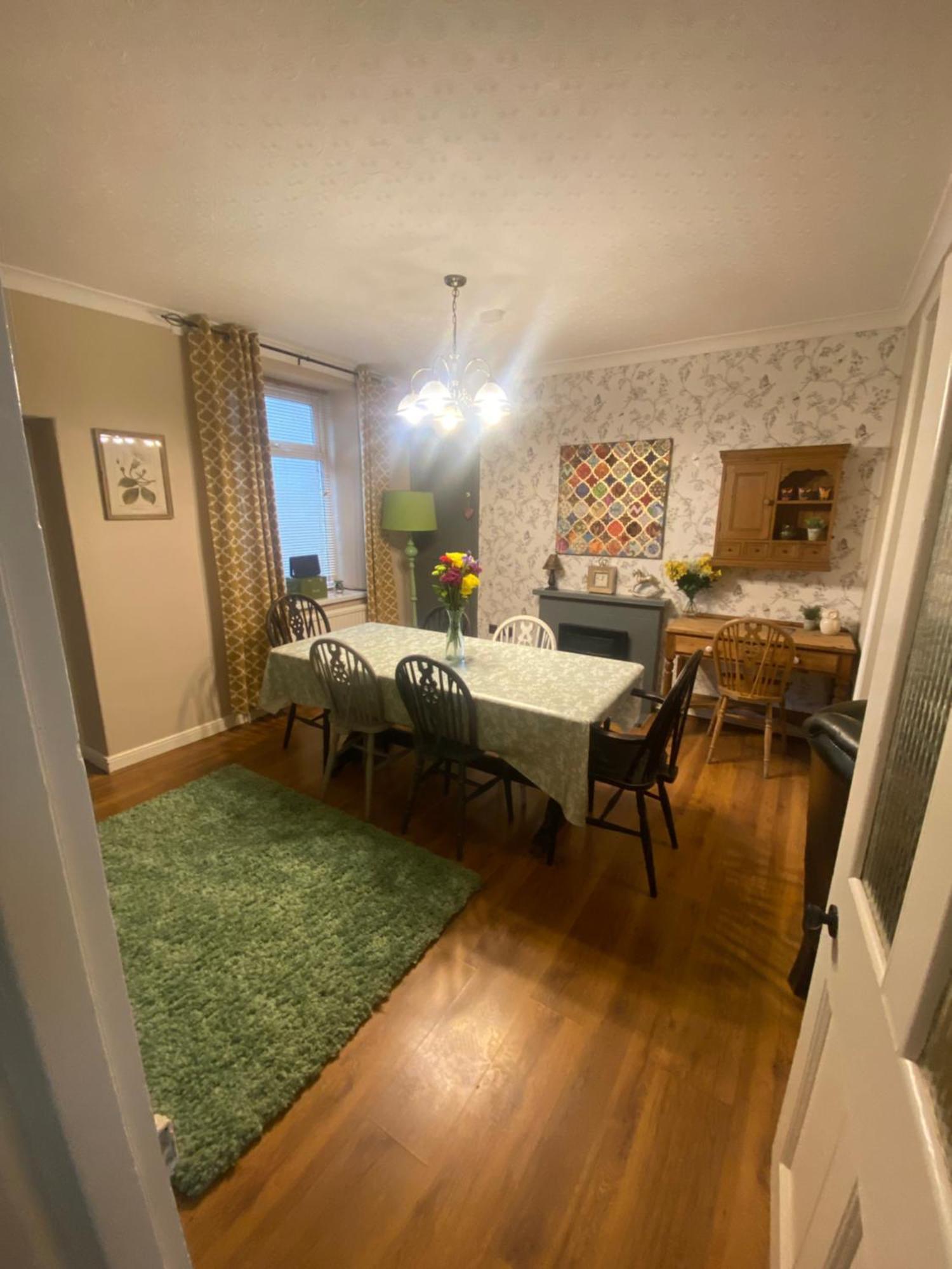 3 Bed Town House Llandeilo Carmarthenshire Villa Exteriör bild